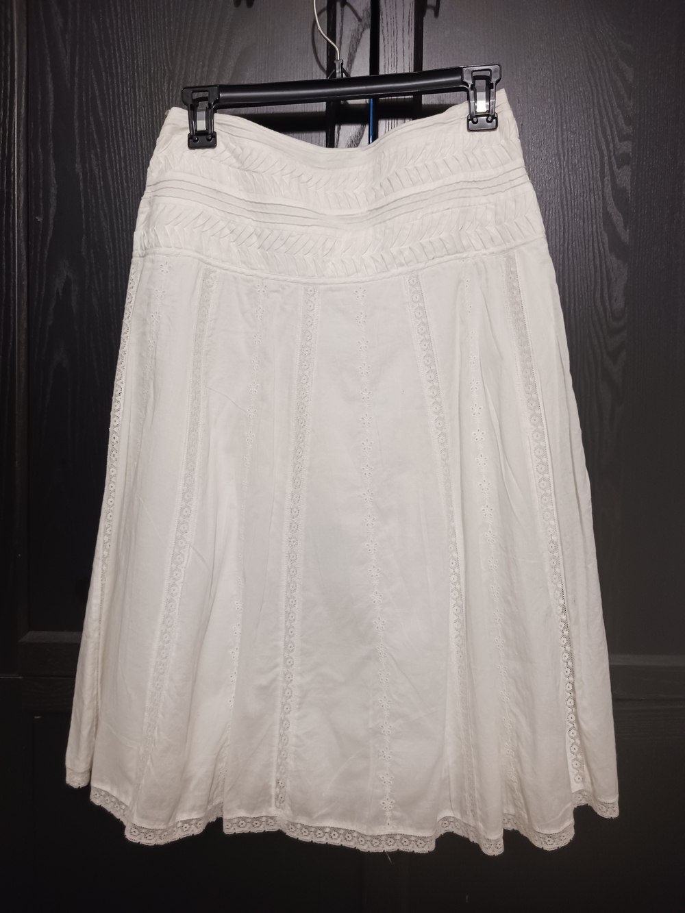 BCBGMaxAzria White A-Line Eyelet Cotton Skirt